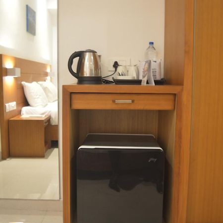 Hotel Apsara Shoranur Екстериор снимка