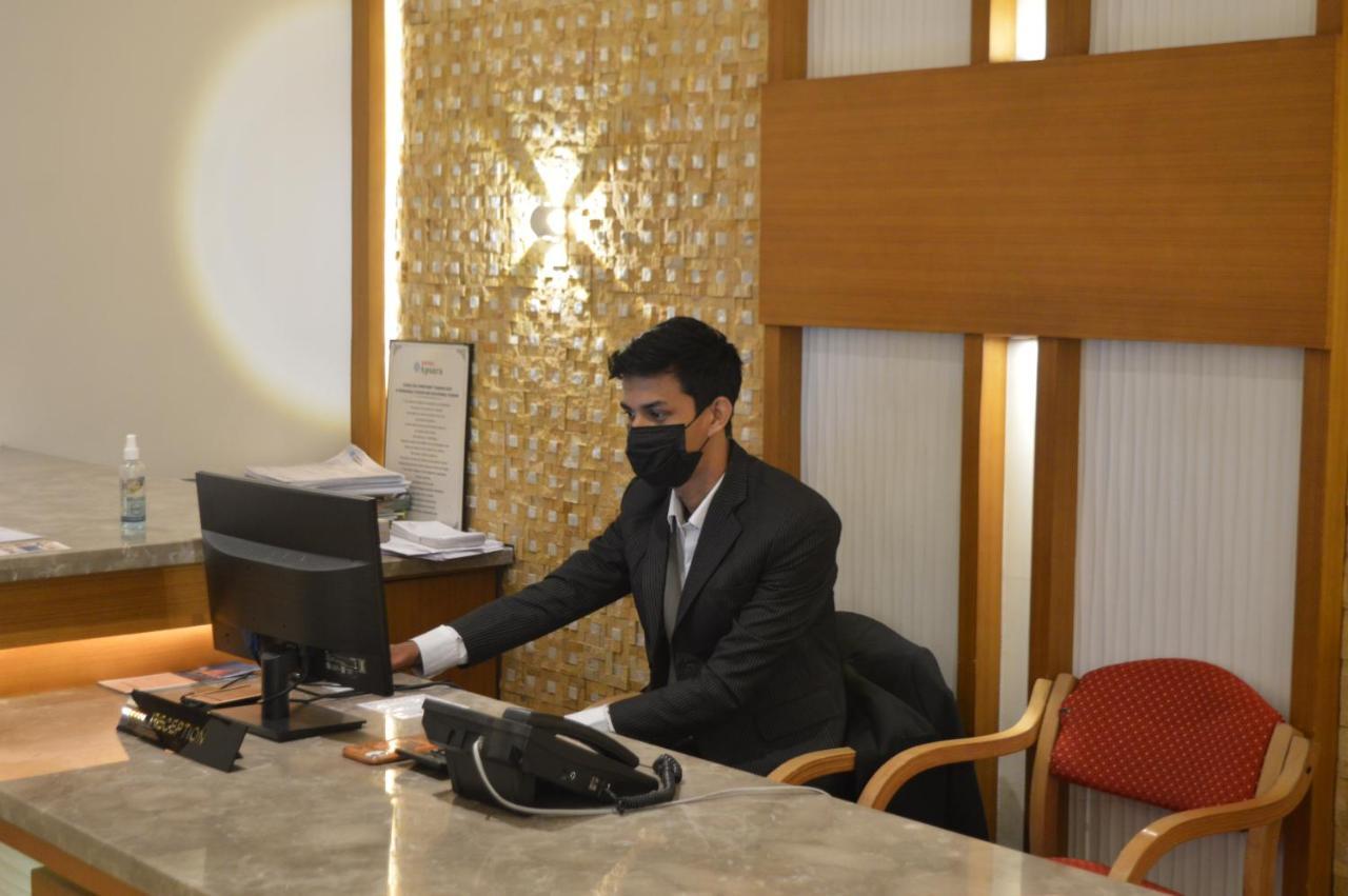 Hotel Apsara Shoranur Екстериор снимка